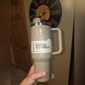 Stanley Quencher H2.0 Tumbler - Basic Brown 40 Oz New